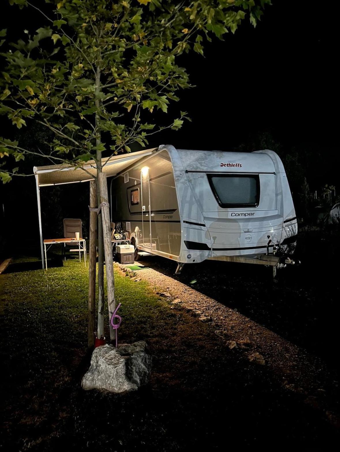 7 Lakes Camping Sapareva Banya Extérieur photo